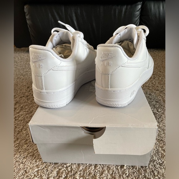 Women’s Nike Air Force 1 ‘07 - Picture 5 of 6